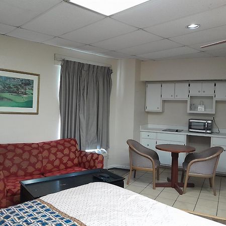 Zainee Inc Budgetel Inn And Suites Огаста Экстерьер фото