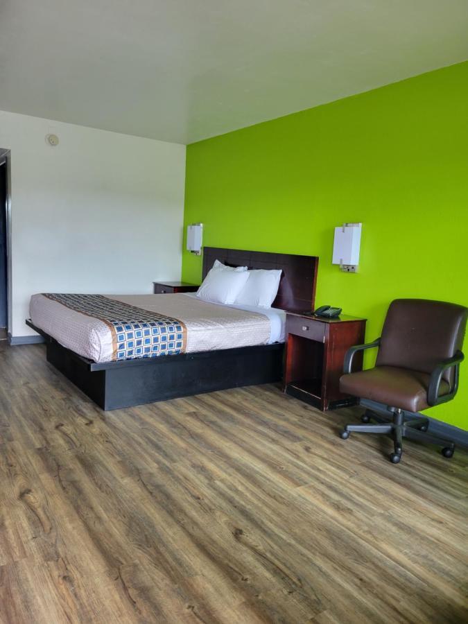 Zainee Inc Budgetel Inn And Suites Огаста Экстерьер фото
