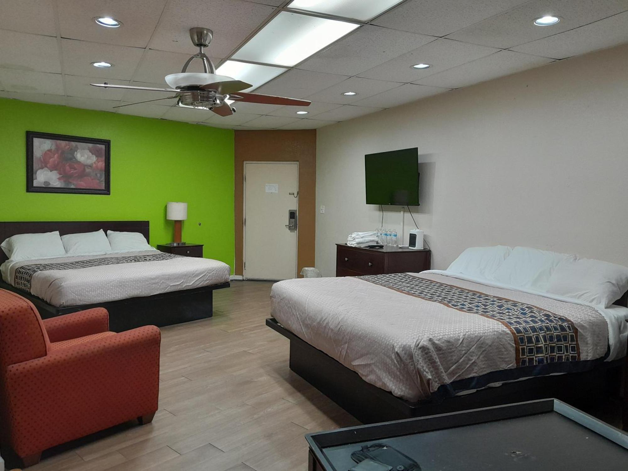 Zainee Inc Budgetel Inn And Suites Огаста Экстерьер фото