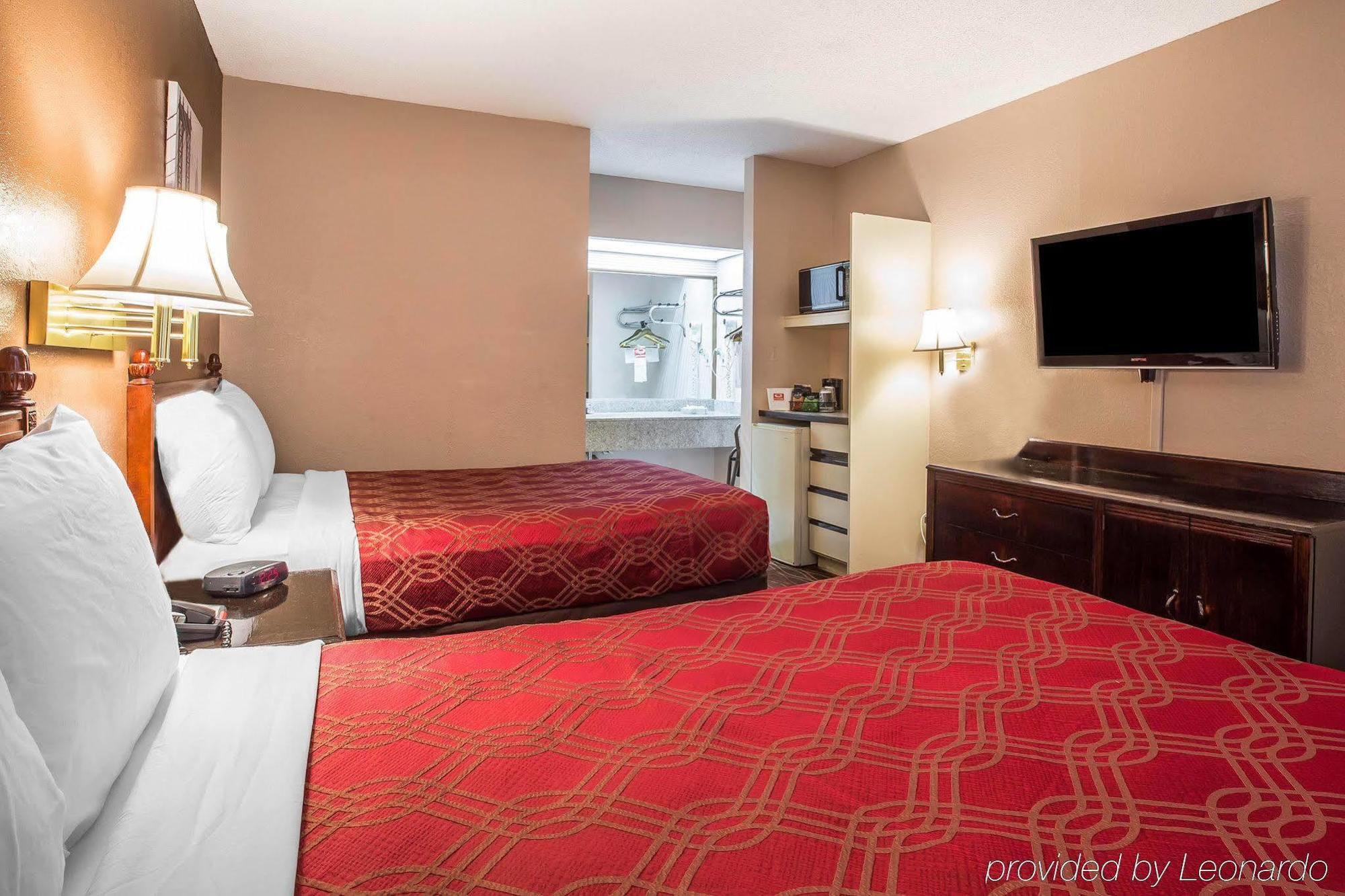 Zainee Inc Budgetel Inn And Suites Огаста Экстерьер фото